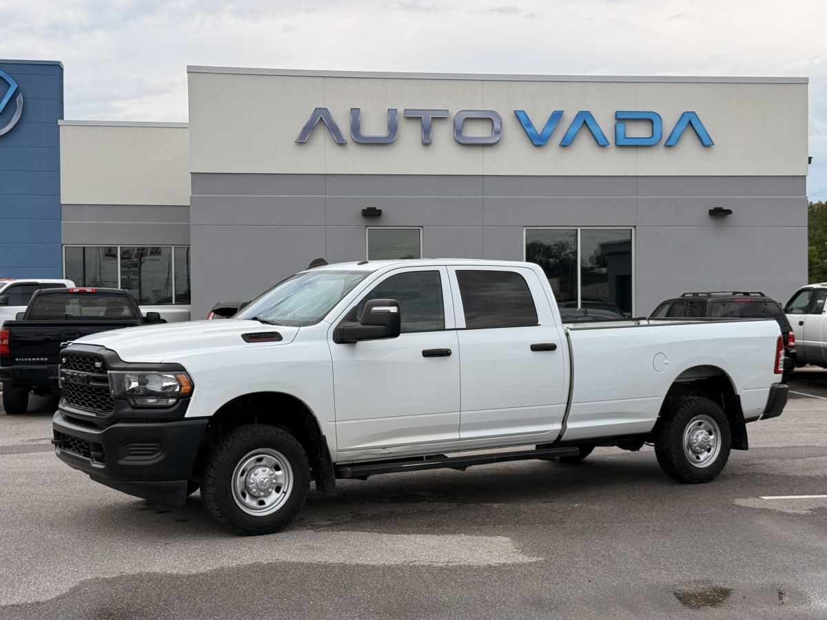 2023 RAM 2500 Tradesman 4X4 Crew Cab LWB's photo