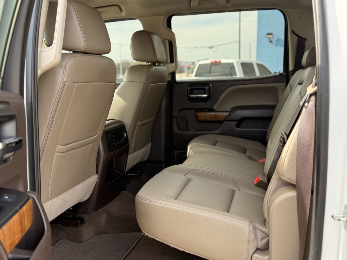 2018 GMC Sierra 1500 SLT - Photo 11