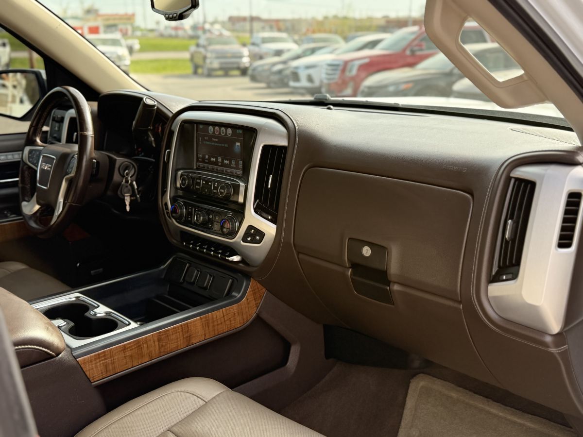 2018 GMC Sierra 1500 SLT - Photo 14