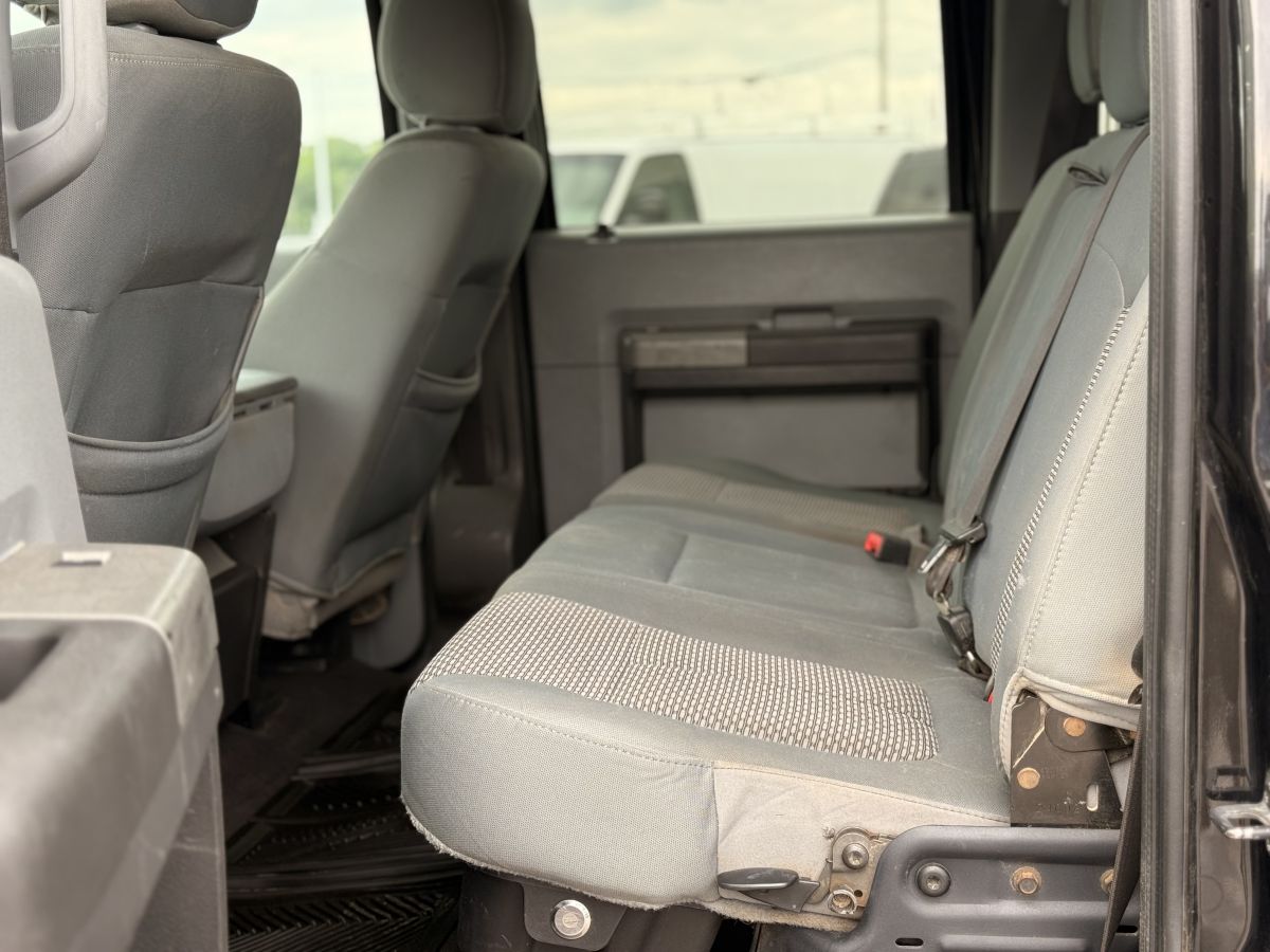 2012 Ford F-250 Super Duty XLT - Photo 11