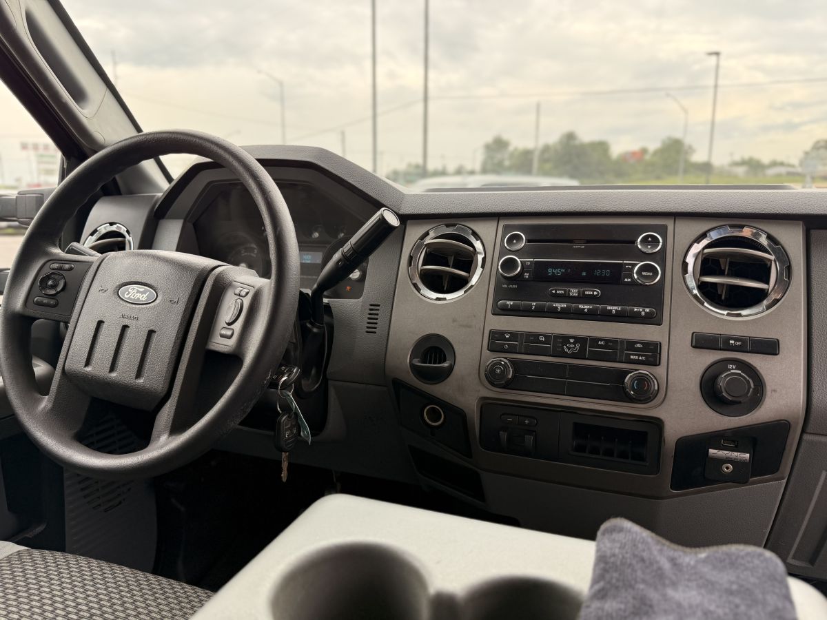 2012 Ford F-250 Super Duty XLT - Photo 15