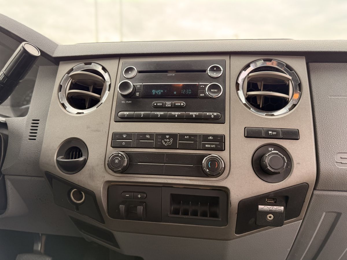 2012 Ford F-250 Super Duty XLT - Photo 16