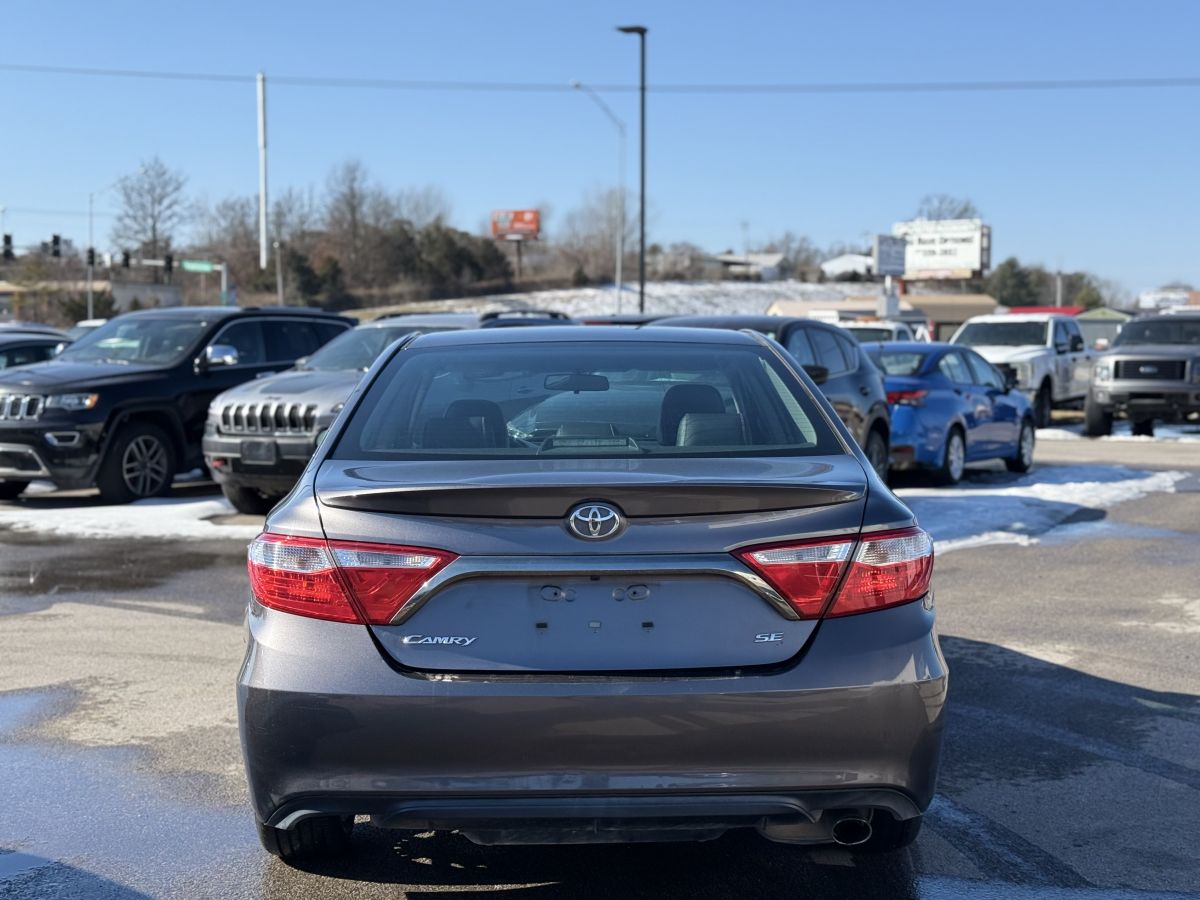 2016 Toyota Camry Special Edition - Photo 6