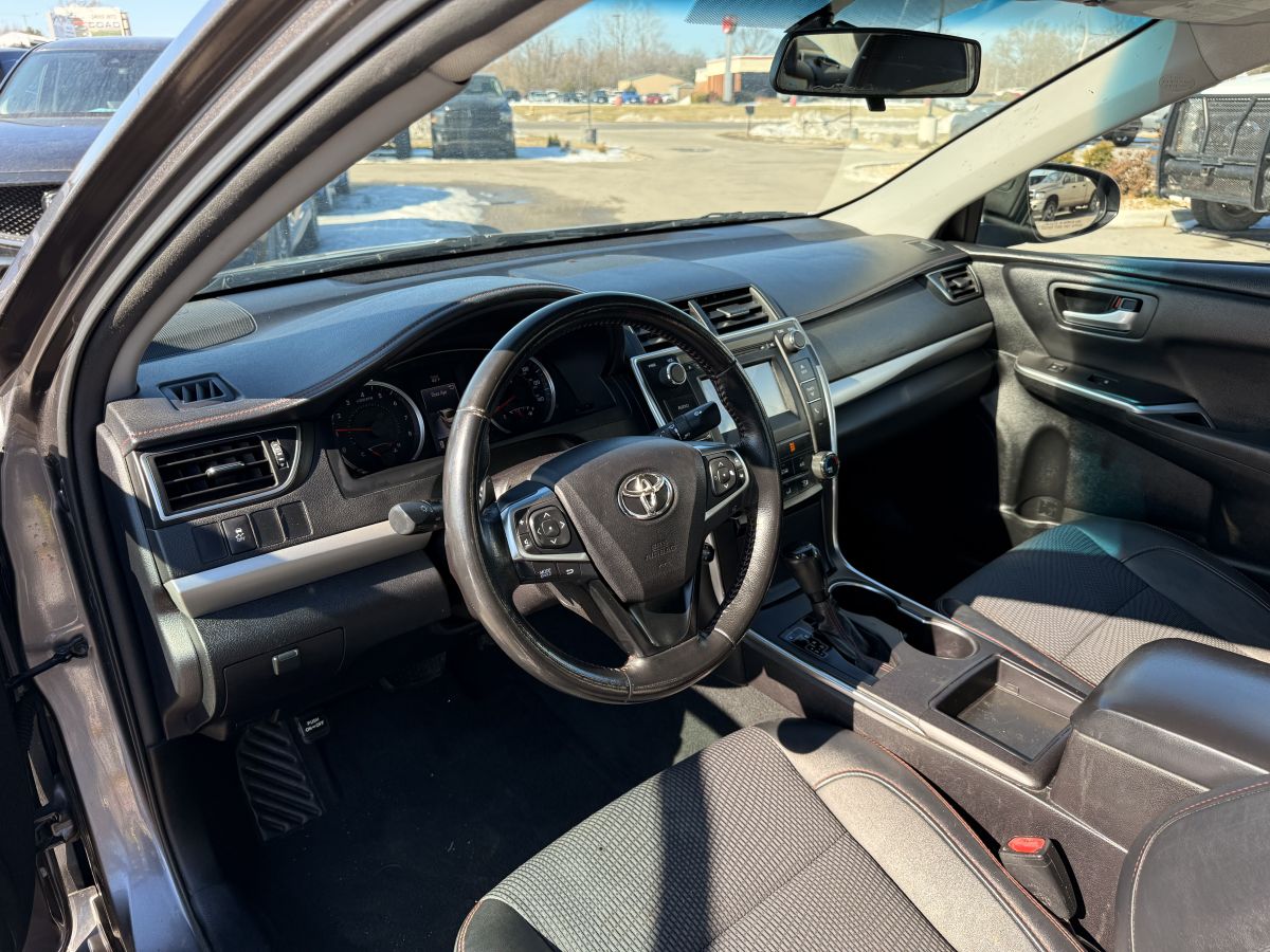 2016 Toyota Camry Special Edition - Photo 8