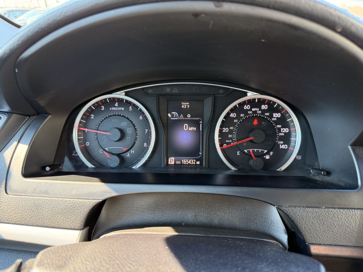 2016 Toyota Camry Special Edition - Photo 18